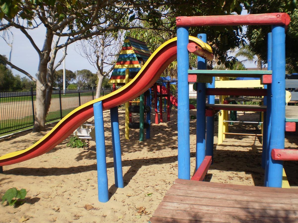 Koonwarra Holiday Park Lakes Entrance Exterior foto